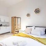 Romantic Old Town Studio